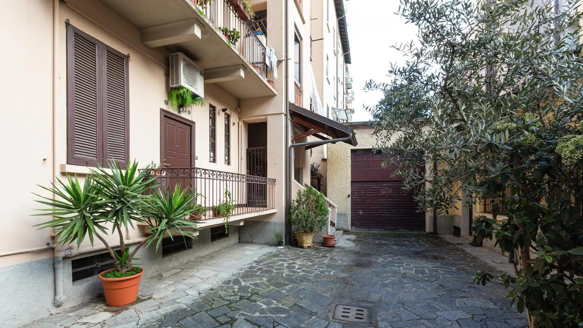 Appartamento Brenta M3 - Floral Studio Milano Italia